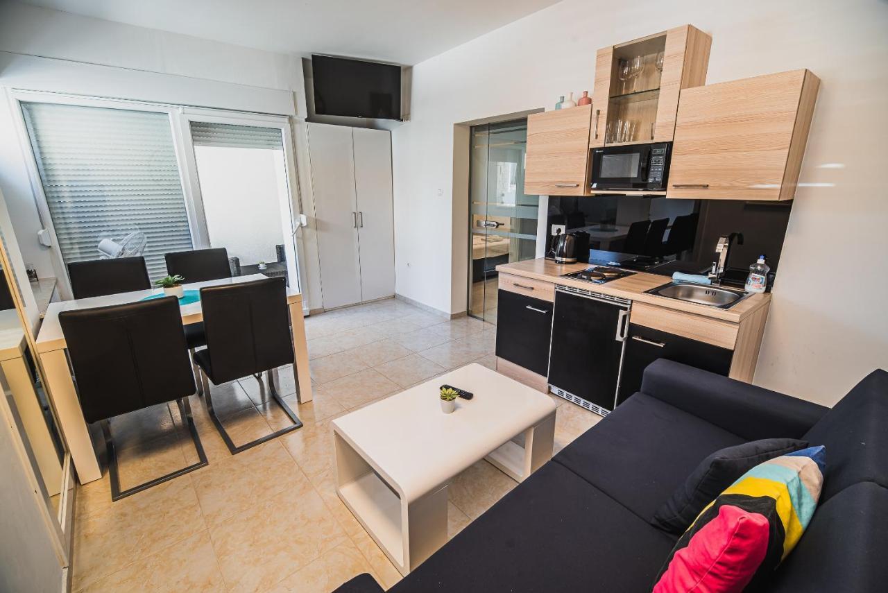 Downtown Park Apartments With Balcony Vodice Exteriér fotografie