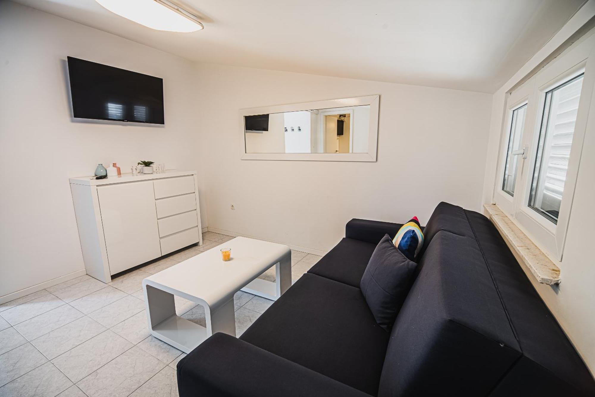 Downtown Park Apartments With Balcony Vodice Pokoj fotografie