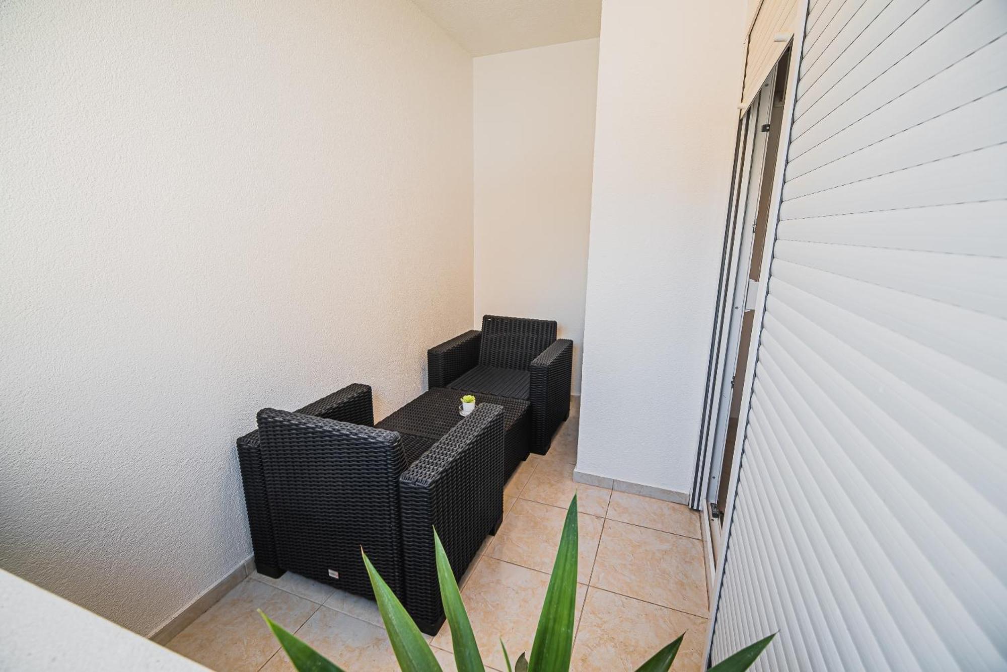 Downtown Park Apartments With Balcony Vodice Pokoj fotografie