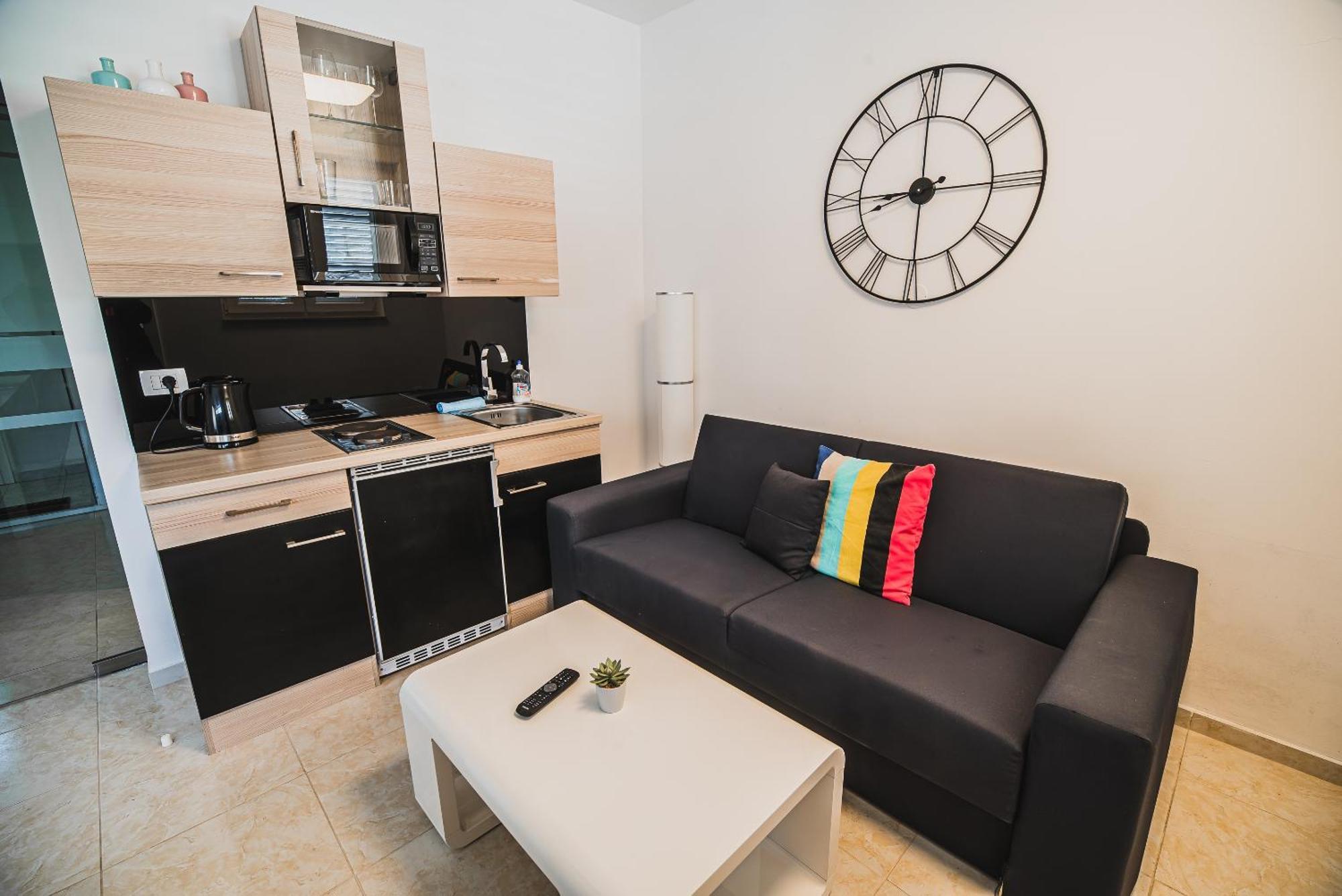 Downtown Park Apartments With Balcony Vodice Pokoj fotografie