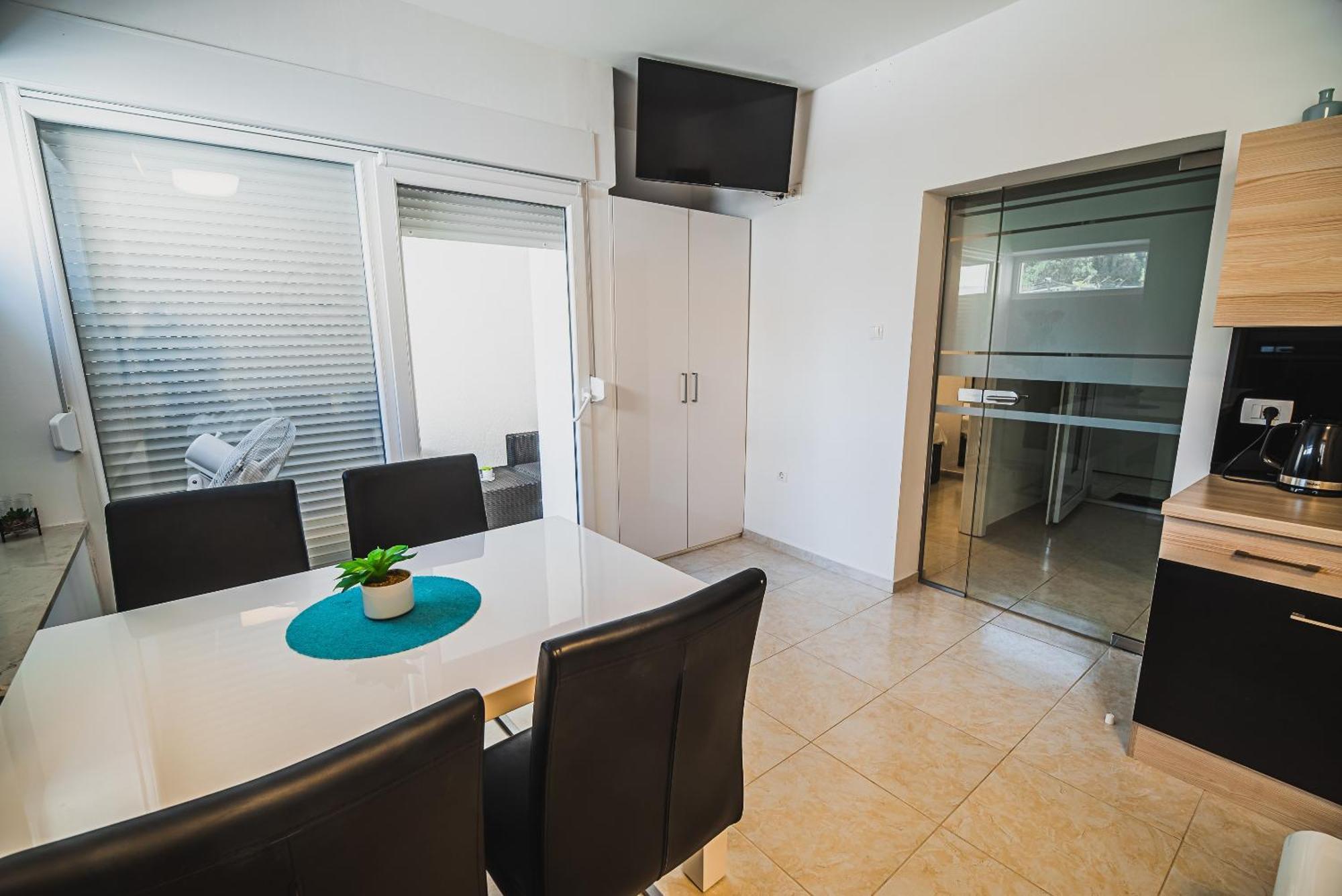 Downtown Park Apartments With Balcony Vodice Pokoj fotografie