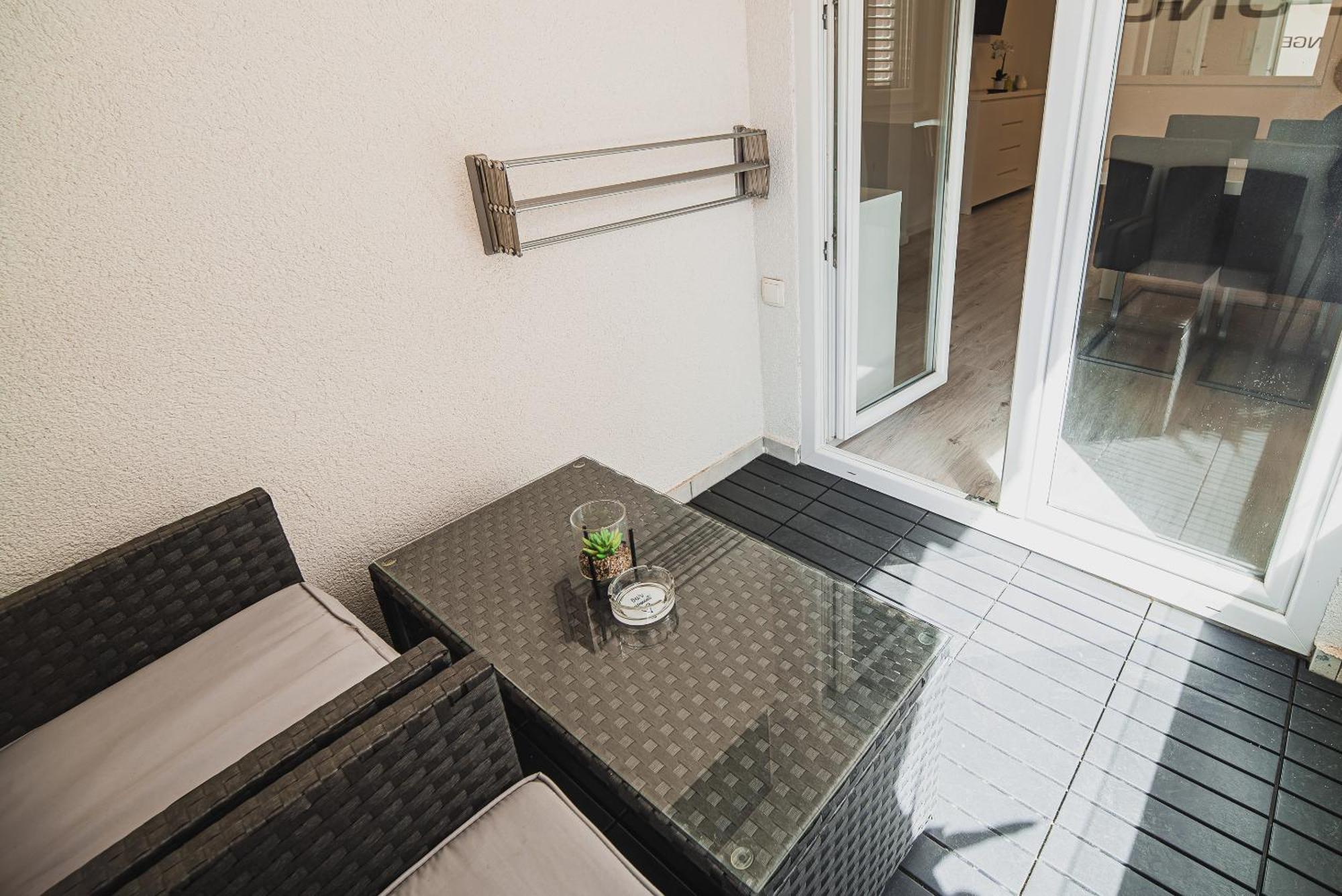 Downtown Park Apartments With Balcony Vodice Pokoj fotografie